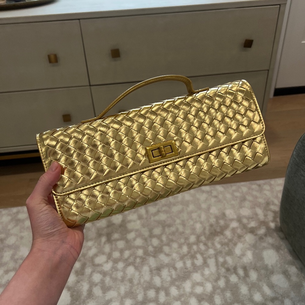 Gold clutch